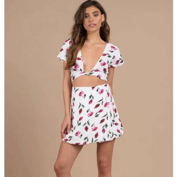 beach riot summer dress Beach Riot: Ruthie Palm Eyelet Maxi Tank Dress